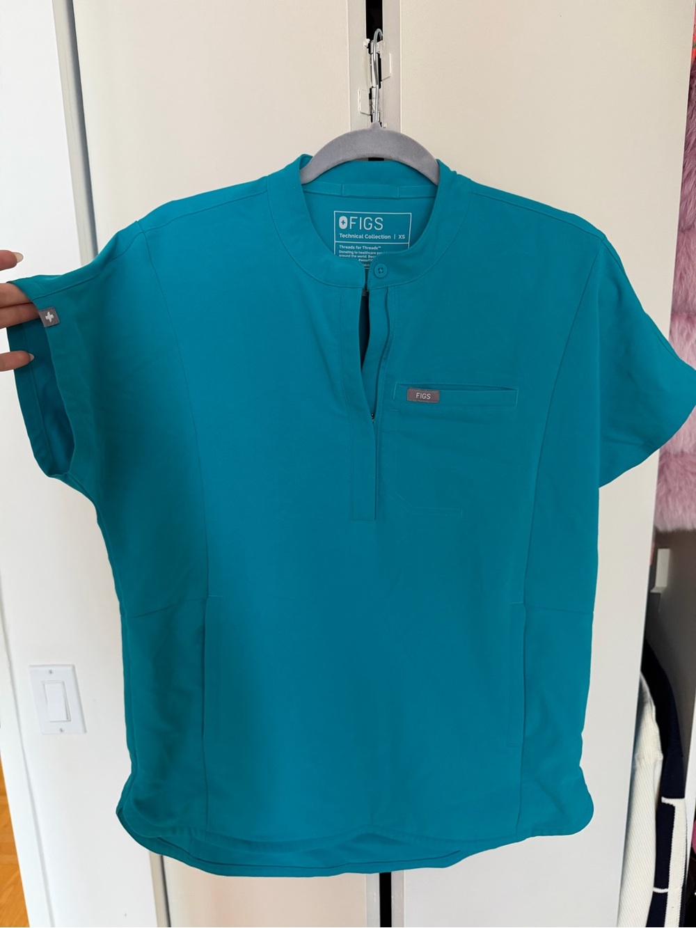 FIGS womens Teal Medical Scrub Top